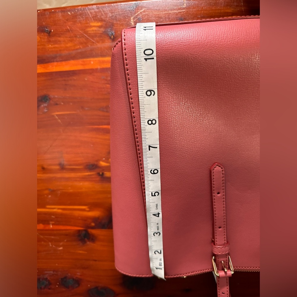 Marc Jacobs Coral Leather Tote Bag - Picture 9 of 16